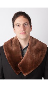 Beaver fur collar